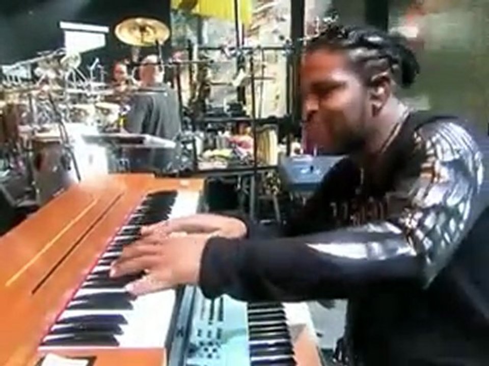 Stevie Wonder - Superstition - Live