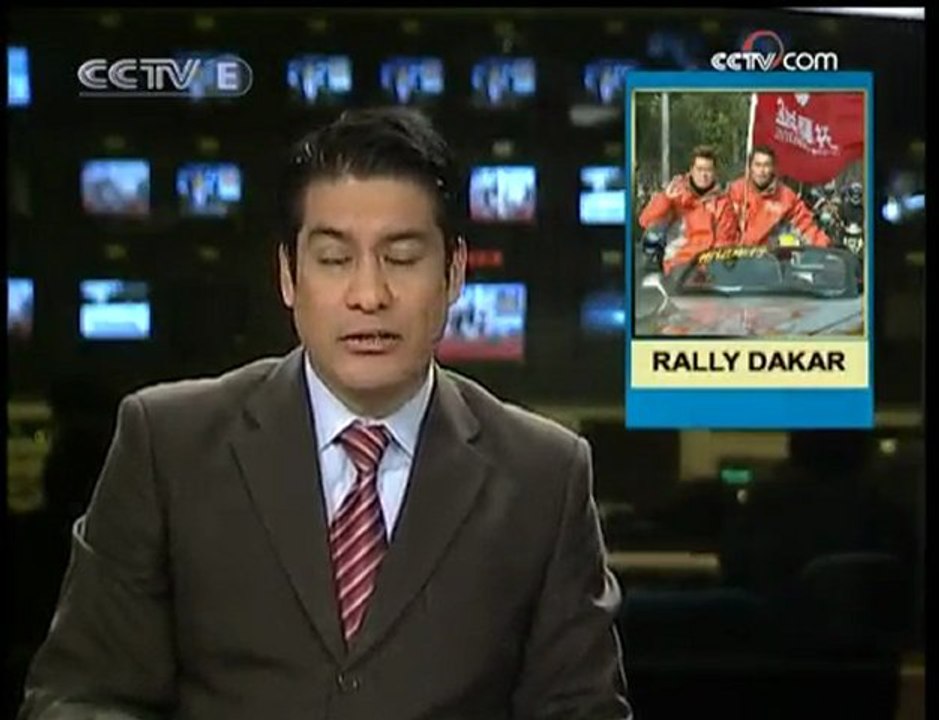 Pilotos chinos se preparan para participar en el Rally Dakar