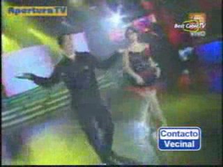 HERESI COMO ALCALDE ES UN PÉSIMO BAILARÍN Y PEOR CANTANTE