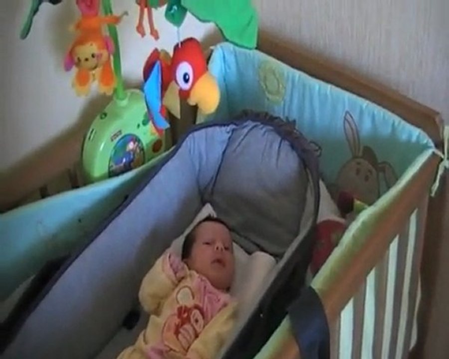 Emma en Avril dans son lit