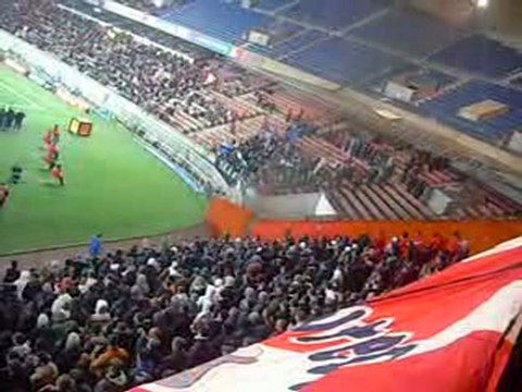 PSG-Grenoble 23/12/09 Virage Auteuil Echange Auteuil-Boulogn