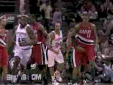 NBA Richard Jefferson takes off in the paint and just hammer