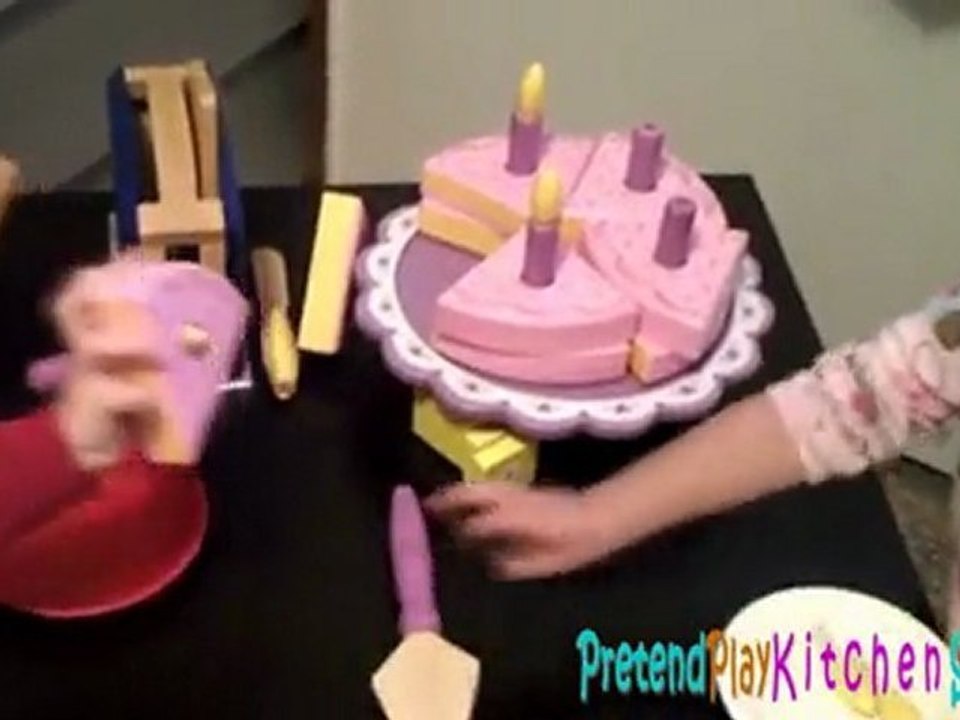 KidKraft Birthday Cake Set 63154 Pretend Play