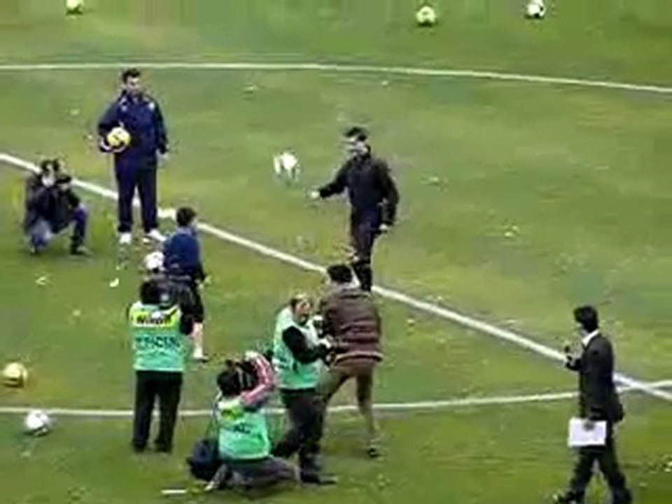 CRISTIANO RONALDO Défié par un jeune Ouzbekh!!