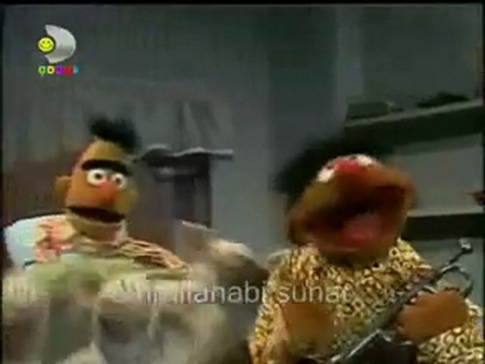 Susam Sokağı 2 (Uyku Dansı - Edi Büdü) / OzgunBakis.Com