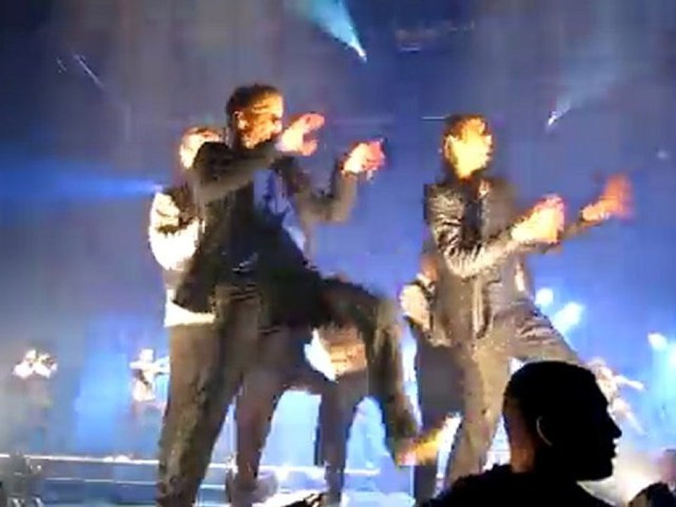 Bénabar - Bercy 2009 - Fin du "Dîner" + chorégraphie