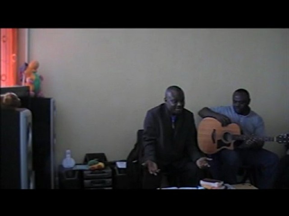 il faut dire merci (pasteur mabika-kiyambukidi)