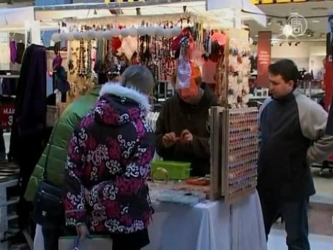 Латыши дарят самодельные подарки