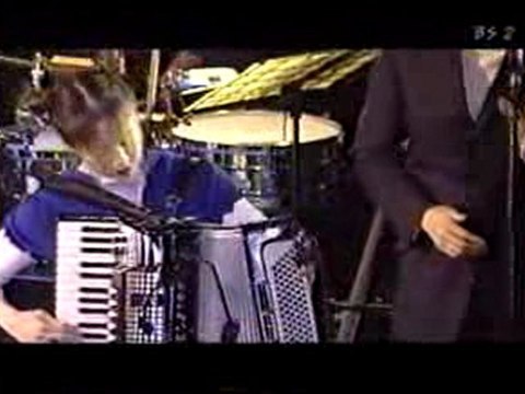 Black Peanuts - Harry Hosono w/Tin Pan