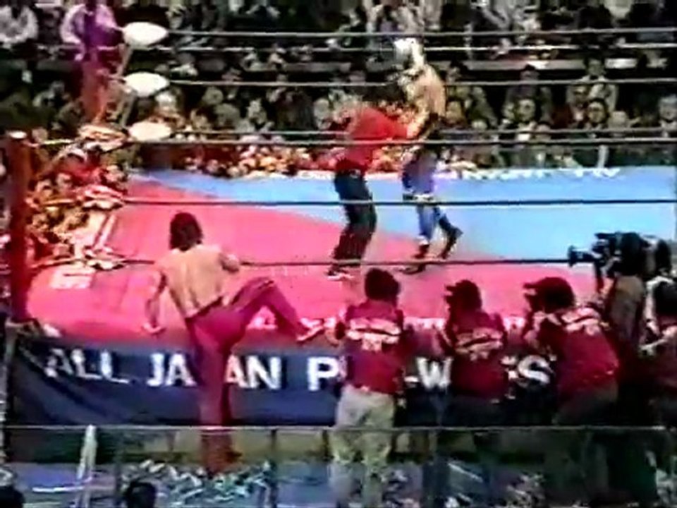 Tiger Mask II vs Kuniaki Kobayashi