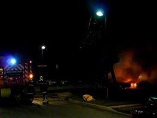 Incendie véhicules au Stade 01/01/2010, 0h05 Chalon/Saône