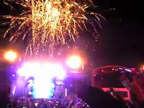 LAURENT WOLF A TIGNES - REVEILLON 2010 MINUIT