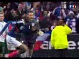 La main de Thierry Henry France Irlande 181109