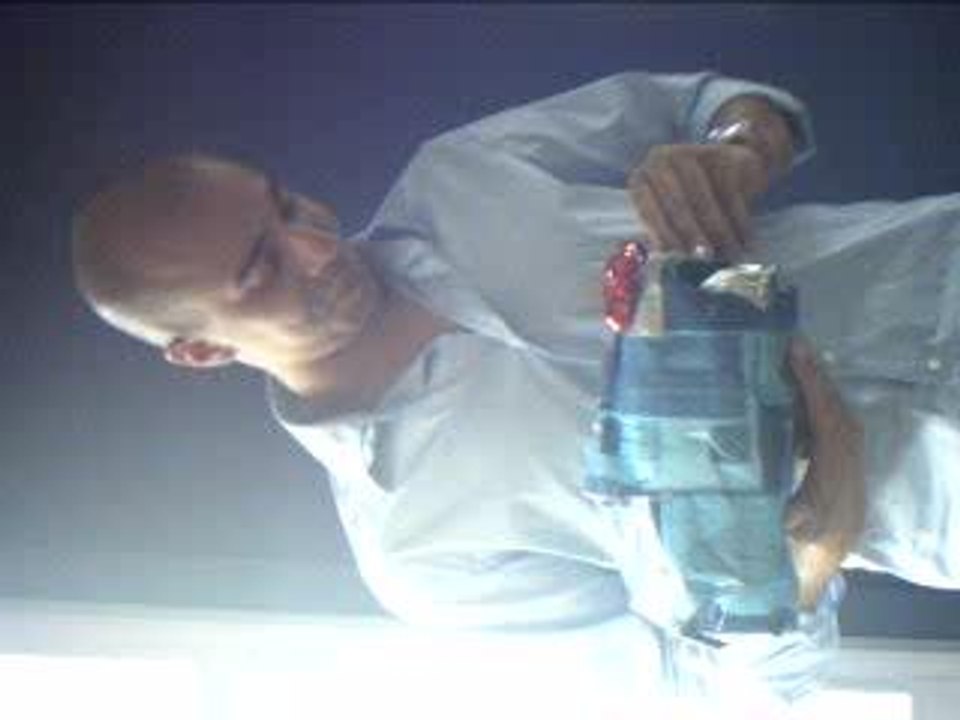 Djamel cadeau
