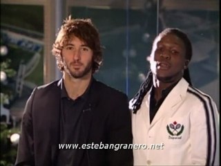 Esteban Granero, Royston Drenthe - Feliz Navidad