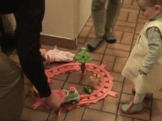 petite louise et le petit train