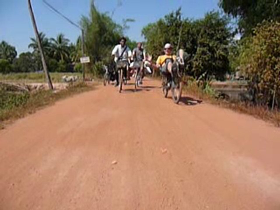 Siem Reap Tous sur les velos 2