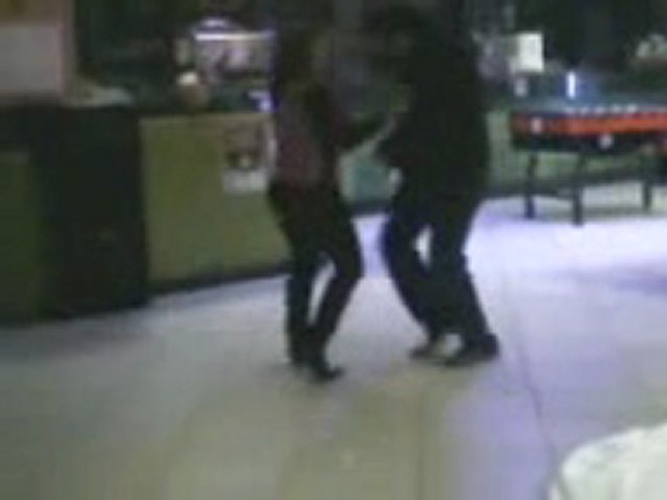 coppia di ballerini divertenti......