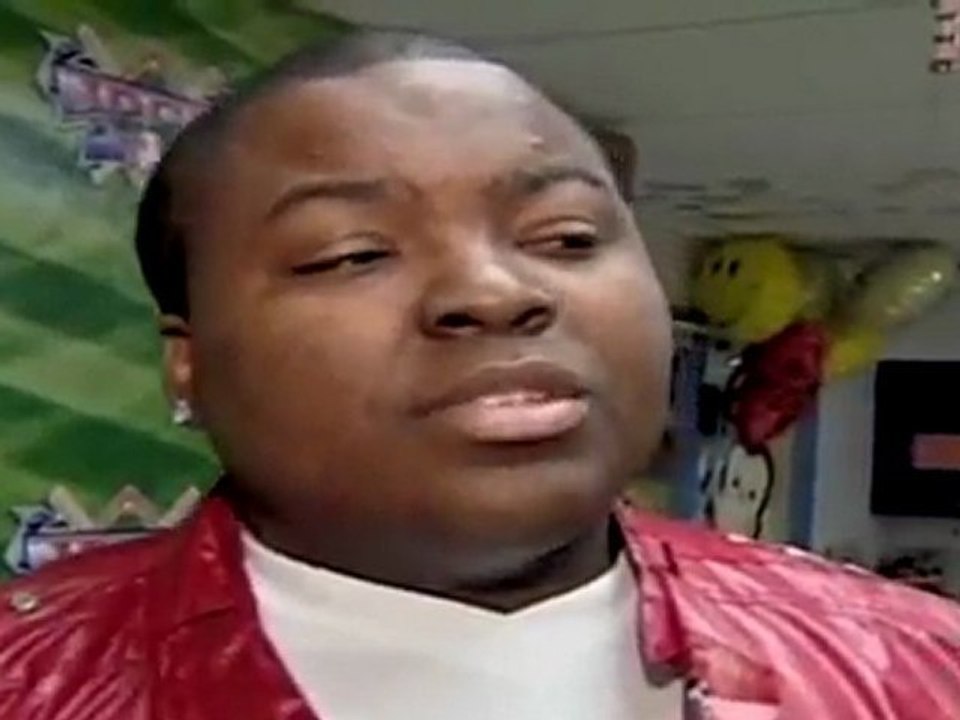 Sean Kingston Sings For Sick Kids In The Hospital