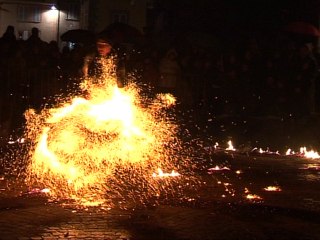 TULLE SPECTACLE "NEIGE de FEU" NOEL 2009