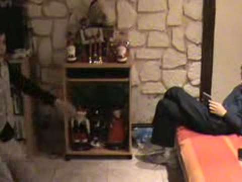 Dylan danse avec le père et la mère Noel