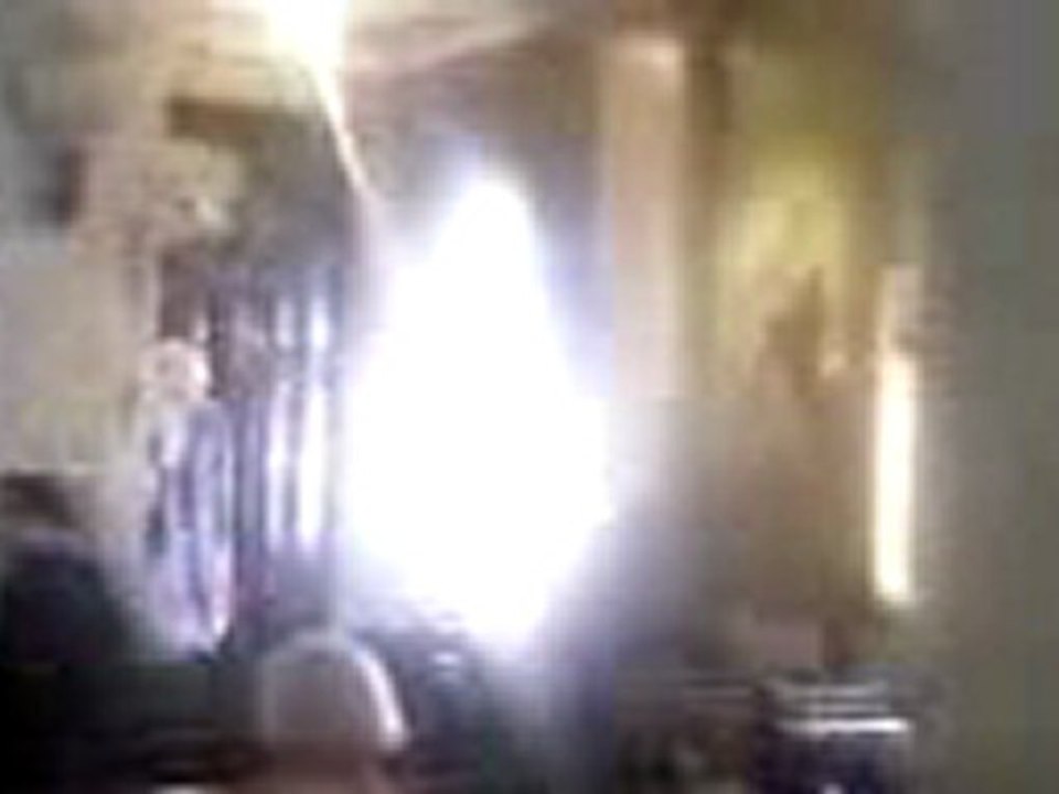 Apparition DANS une église orthodoxe copte, Zeitoun, 2009