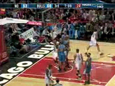 NBA Derrick Rose throws a nice pass to rookie Taj Gibson, wh