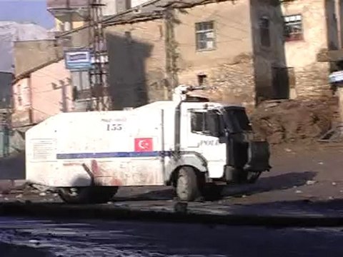 Yüksekova Gerginlik 27.12.09 - YÜKSEKOVA HABER