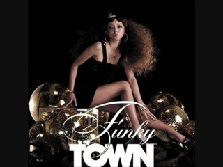 drizabone feat dee heron - real love