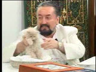 Adnan Oktar röportajı balim biskuvi