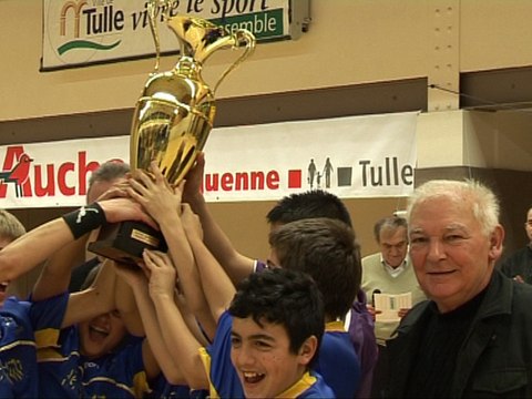 TULLE TOURNOI DE NOEL 2009 DE FOOT