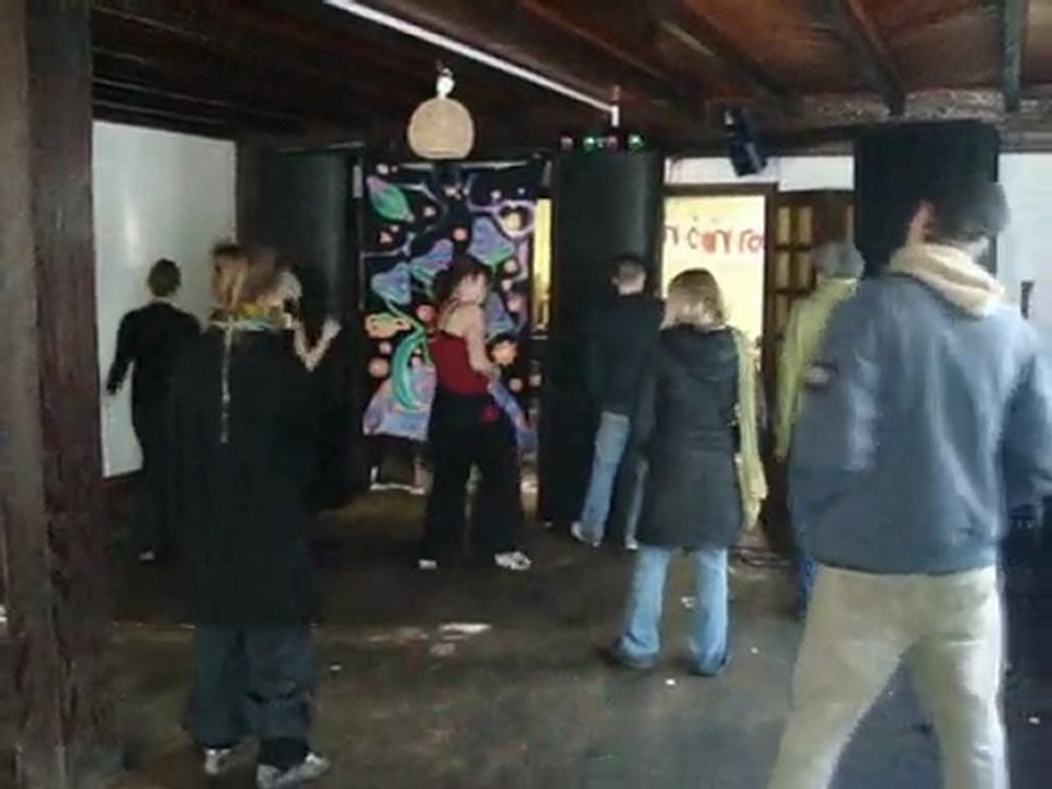 Teuf BZH . Non-Conform