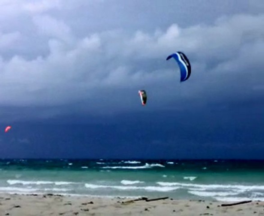 Kitesurf Thung Wua Laen Beach a chumphon