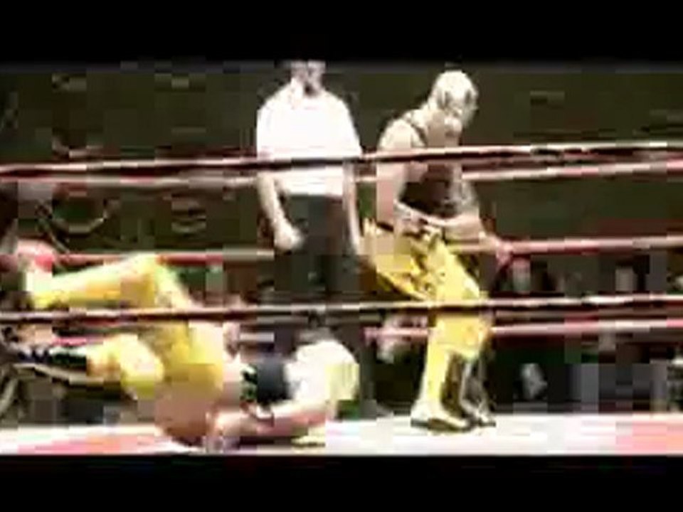 Jonas Brothers - Paranoid - Official Music Video (HQ)