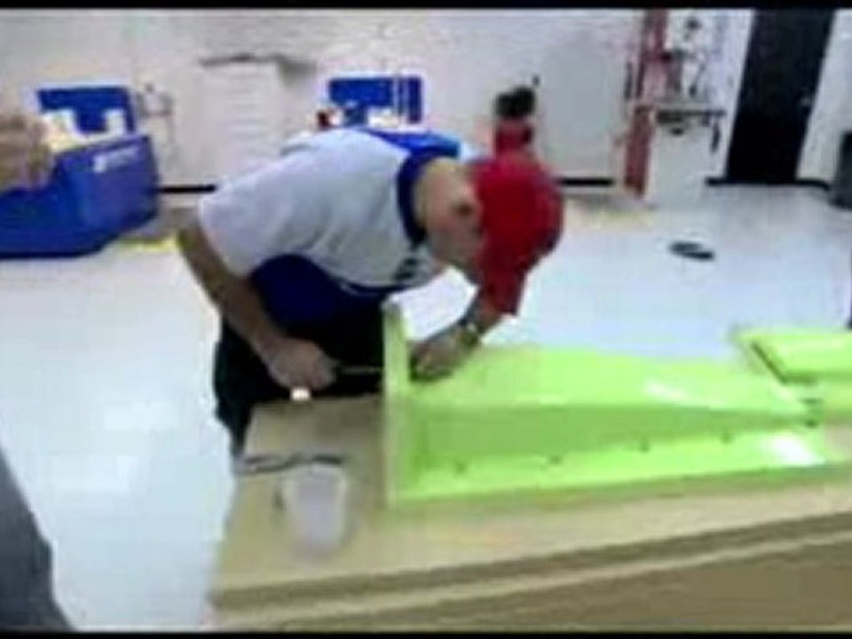 USF1 tanıtım videosu-trformula1.com