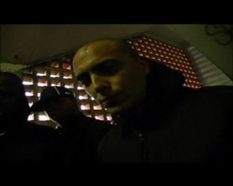 CLIP KARL1 PEK LIM - TA COMMUNAUTE - TOUS ILLICITES PROD.