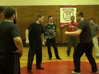 Рукопашь. "Вход в борьбу с седьманием"