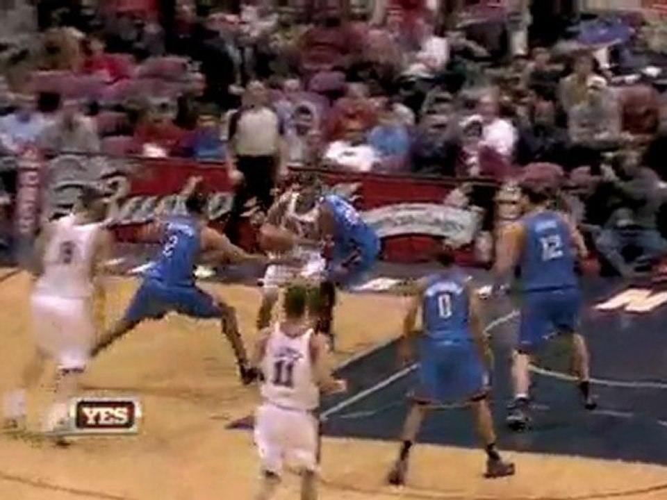 NBA Devin Harris continues to shine with plays like these.