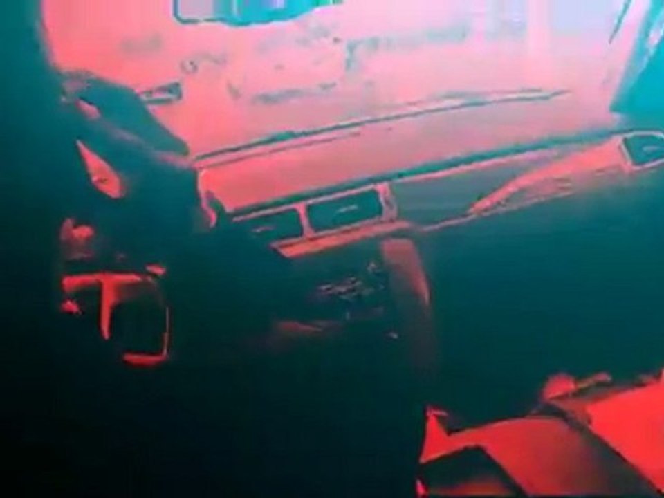 Richard Drives His SUV Up His Ass