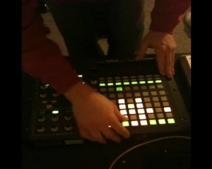 Kanchi - impro session apc40 #2 - Wheels on step "dubstep"