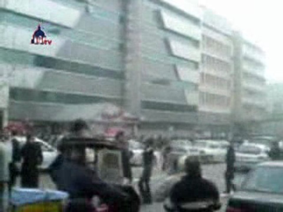 تظاهرات معترضین در اطراف میدان انقلاب  در روز عاشورا (6 ...
