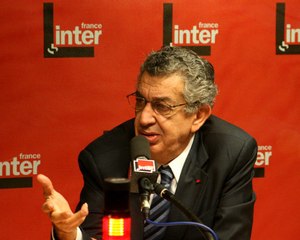 La contestation en Iran avec Antoine Sfeir - France Inter