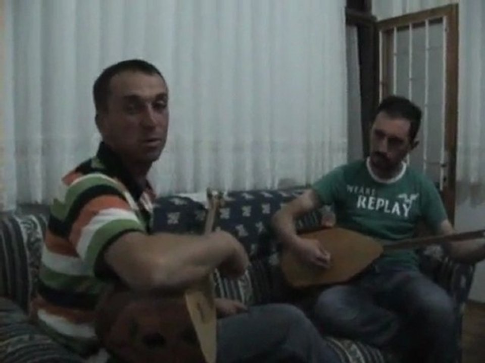 saz