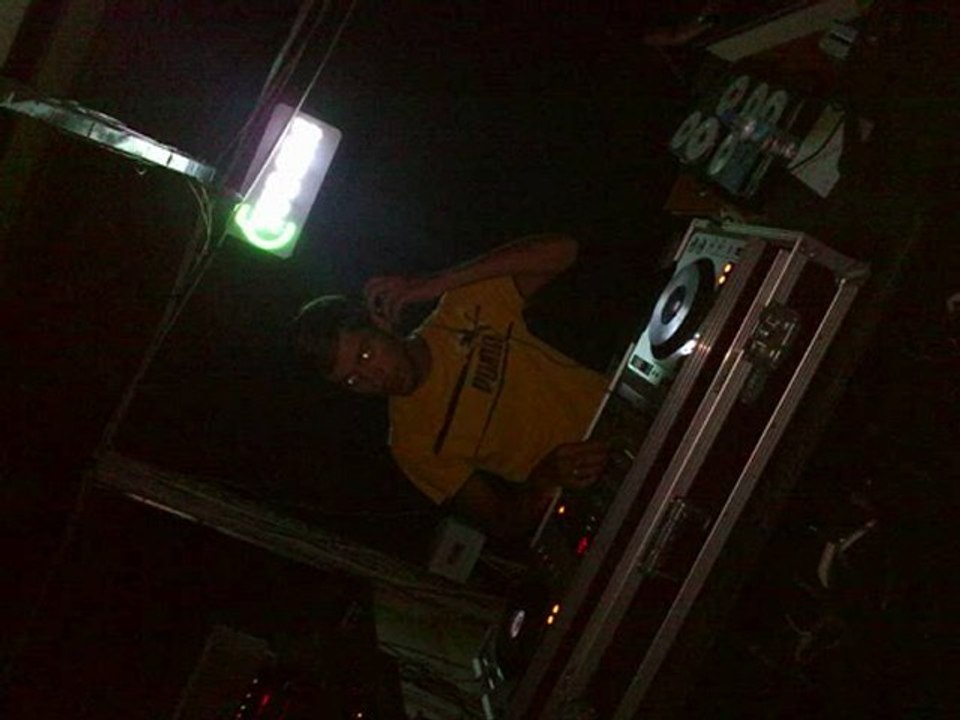 DJ ERDI ISIK FUNDA BIRINI BIRAKTIM REMIX