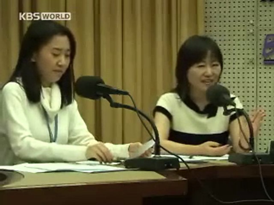 091225 super junior Leeteuk and Eunhyuk @ KBS WORLD Radio