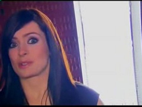 Zaproszenie Katerine na Sylwester z Dwójką