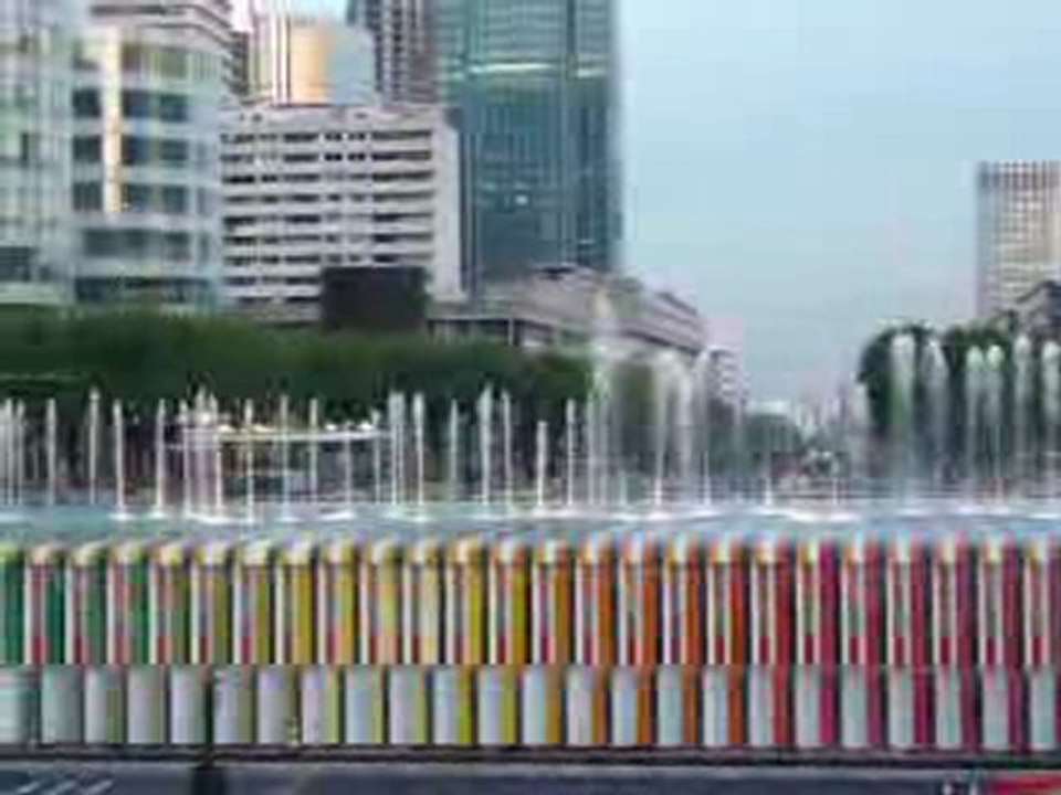 v08- Jets d'eau à la Défense