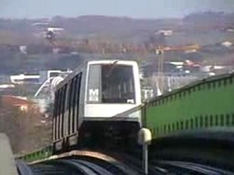 VAL206 : Départ de la station Jolimont sur la ligne A du métro de Toulouse