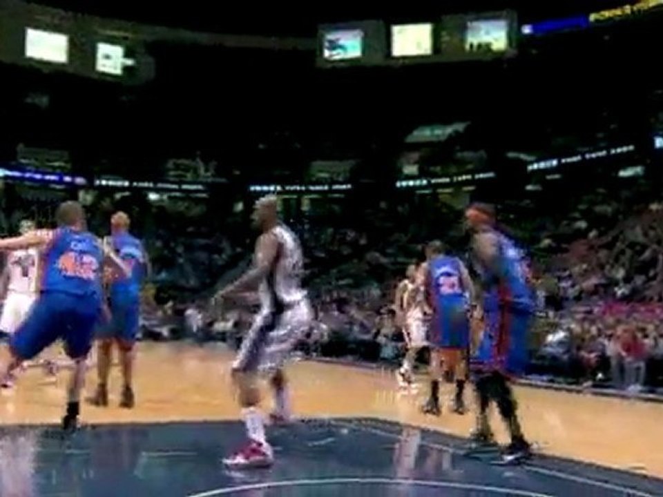 NBA Devin Harris hooks up with Brook Lopez for the nice alle