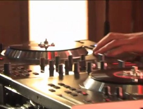 Showcase M'Rode sur Numark NS7 (La Boite Noire)